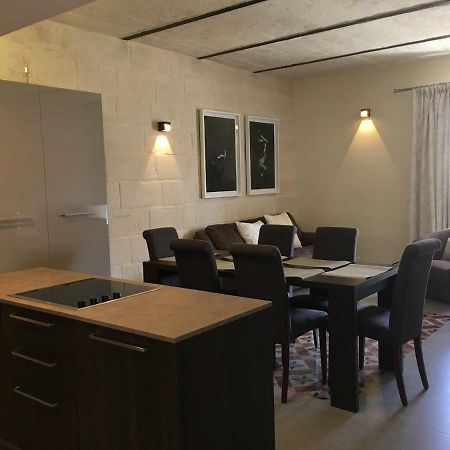 Orangerie Lodge Валета Екстериор снимка